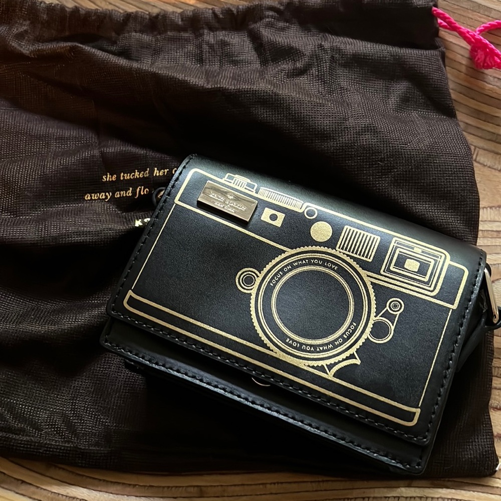 Kate Spade New York Black and Gold Camera Crossbody Shoulder Bag | Brand New